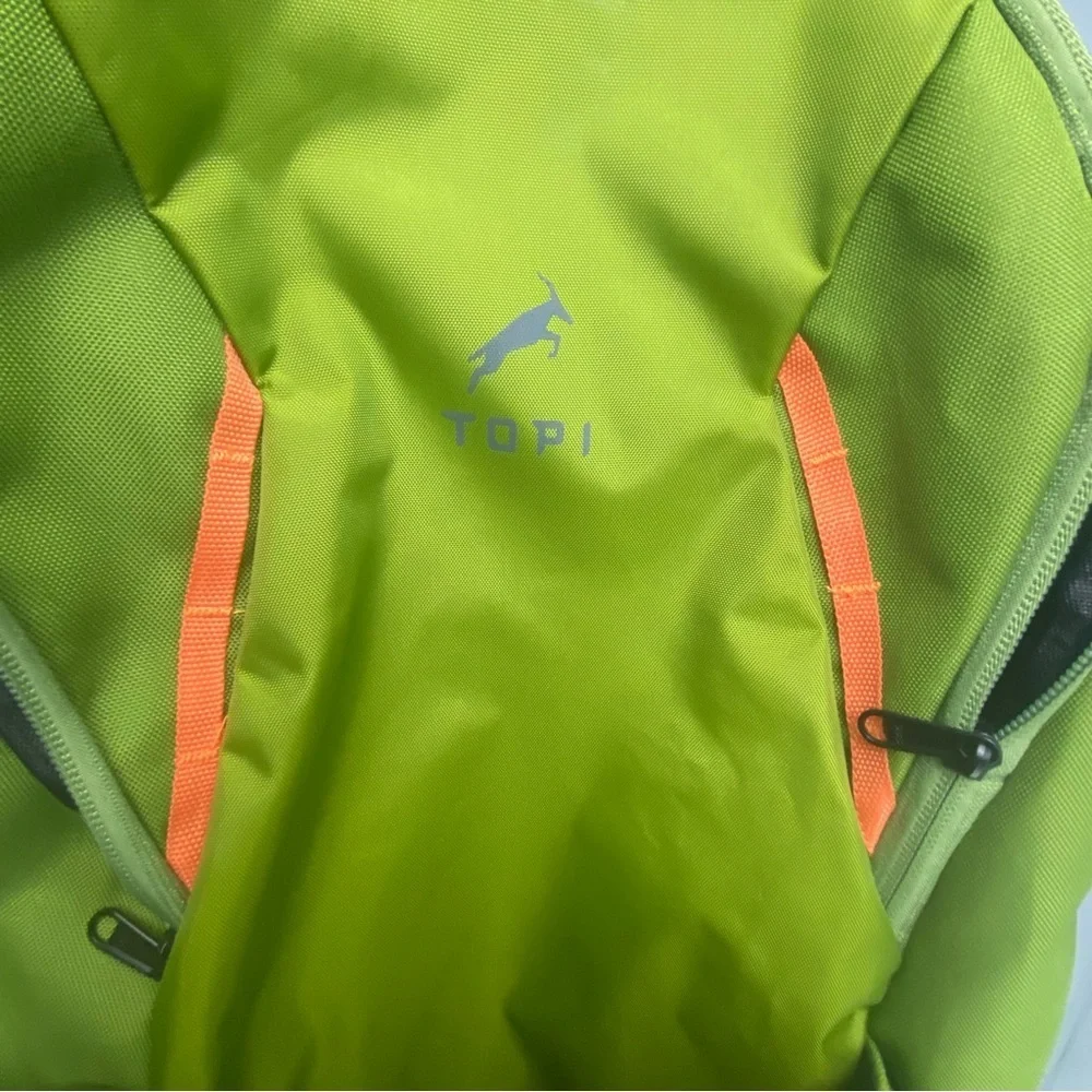 TOPI Outdoor Adventure Green Multi-Compartment Rugged Hiking Backpack Bag